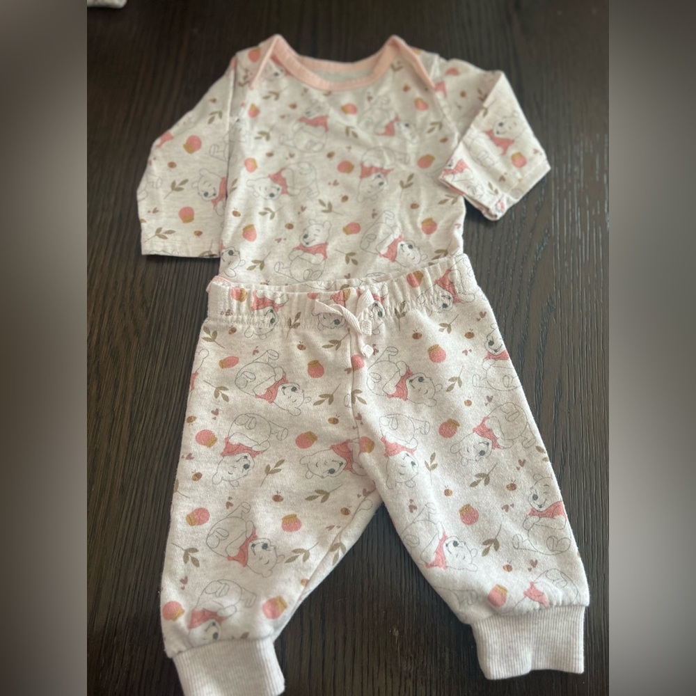 Disney Baby Winnie the Pooh matching set